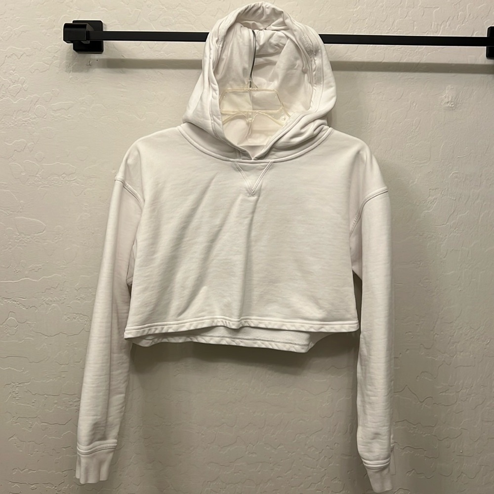Like new Lulu crop